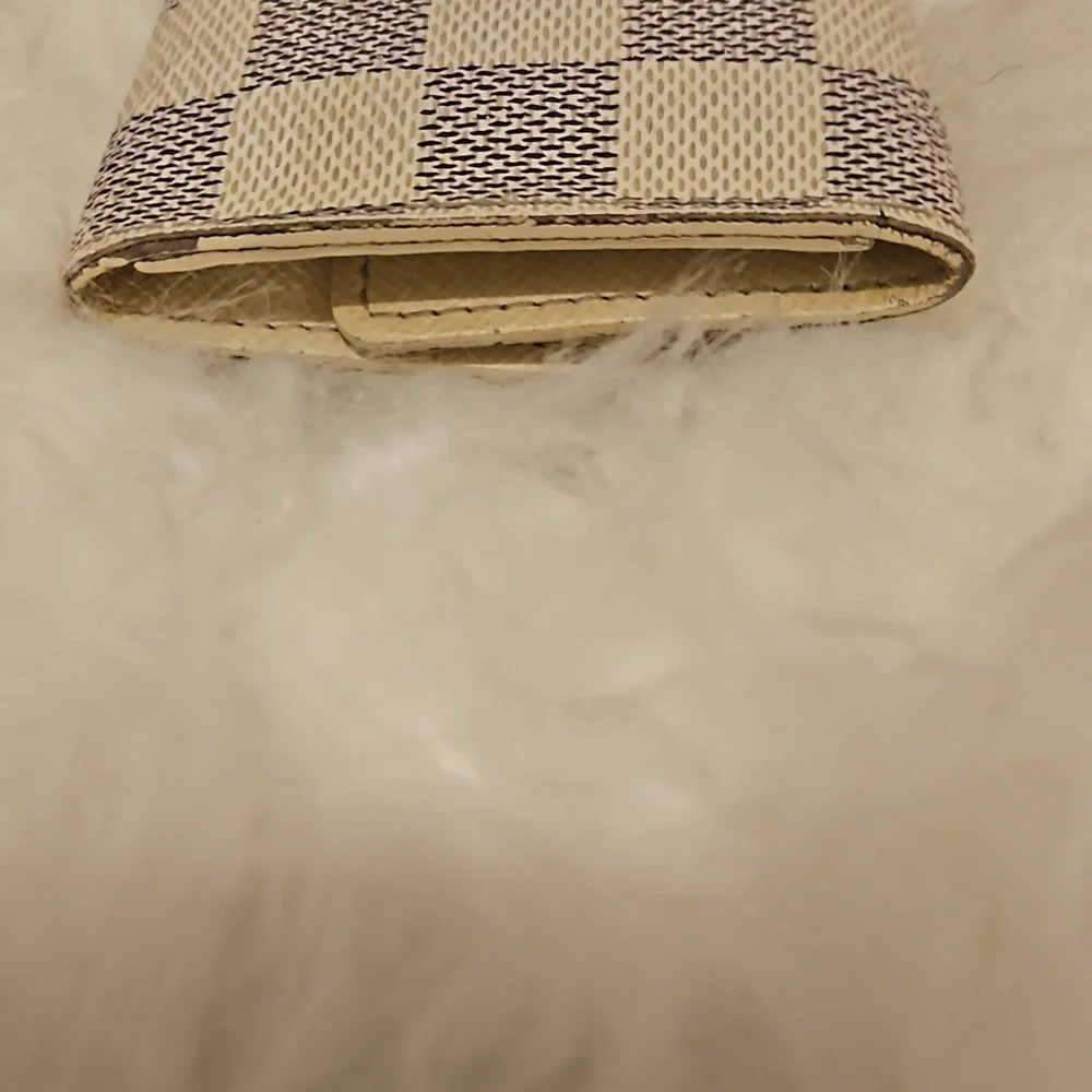 Louis Vuitton Damier Azur 6 Ring Key Case Holder - Picture 5 of 11